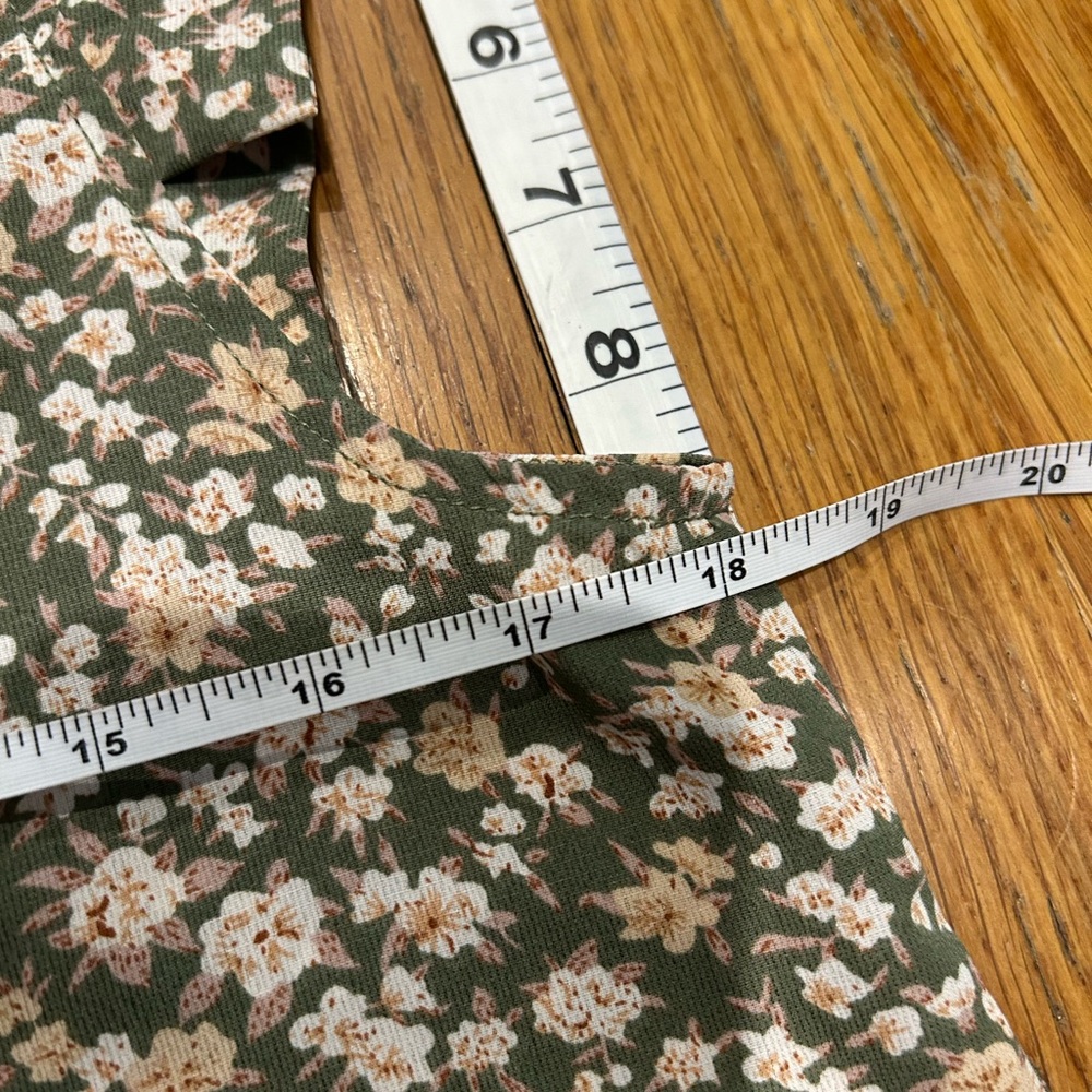 BOGO Floral Print Top - Picture 6 of 6